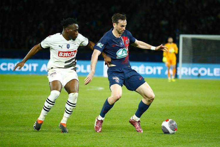 开云体育APP下载-法甲激烈争夺，战术变化不断，比赛高潮不断的简单介绍