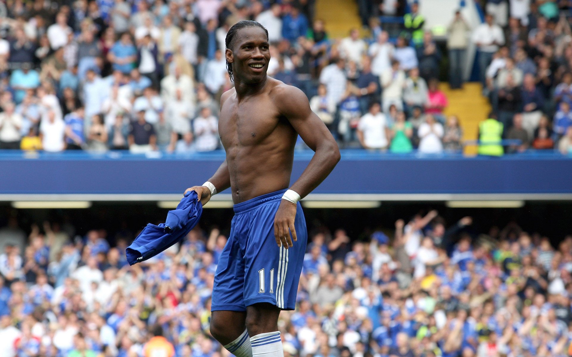 曼城轻取埃弗顿,哈兰德连续第五场破门,曼城引进哈兰德